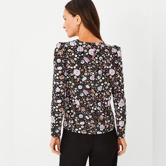 Ann Taylor Top Blouse Floral Pleated Shoulder Puff Sleeve Feminine Casual - Picture 2 of 13
